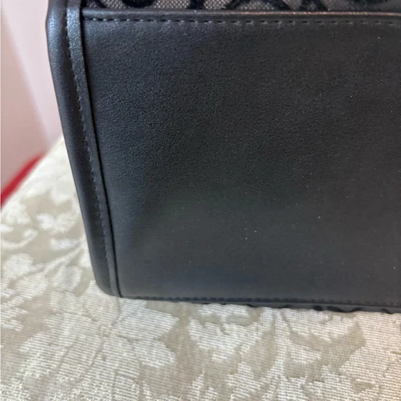 Victoria's Secret Black and Gray Logo Patterned Tote. NWT - Picture 7 of 10